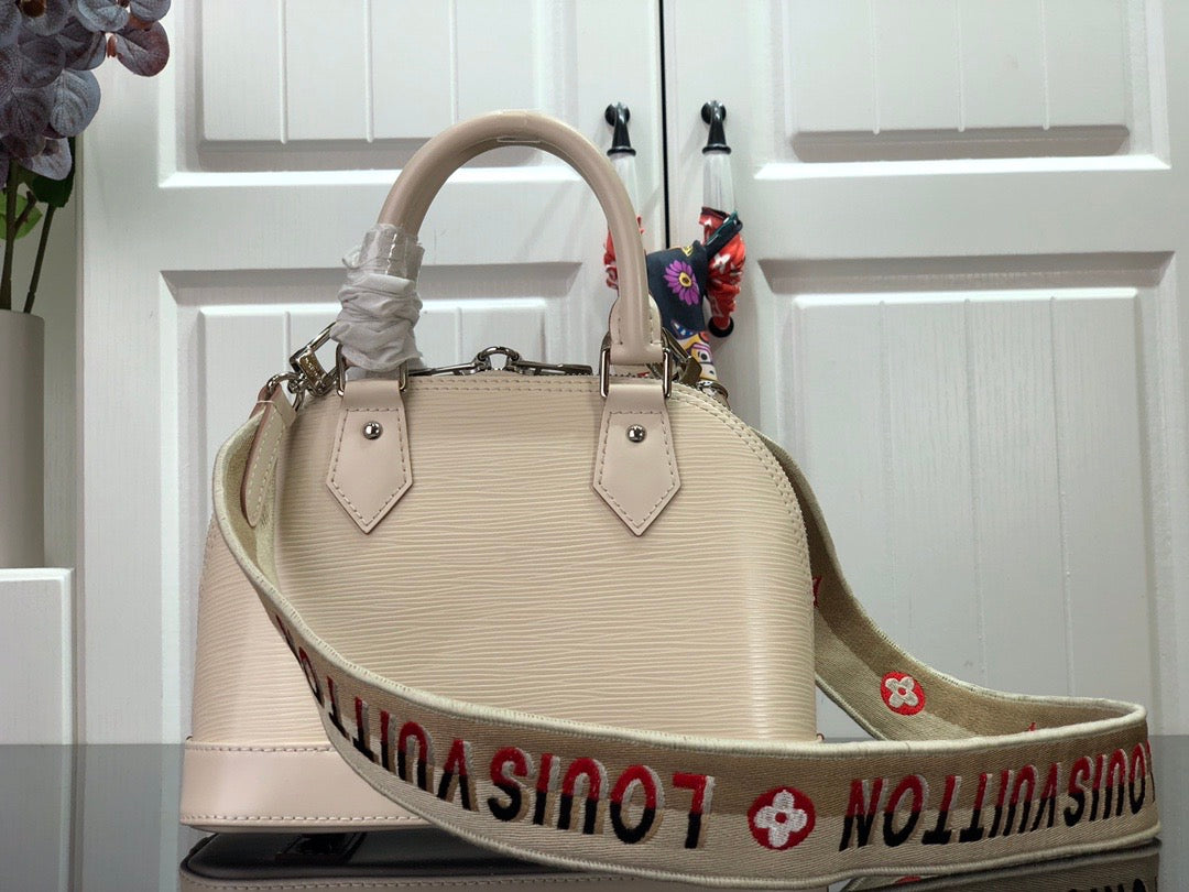 Louis Vuitton Alma Bb 23Cm