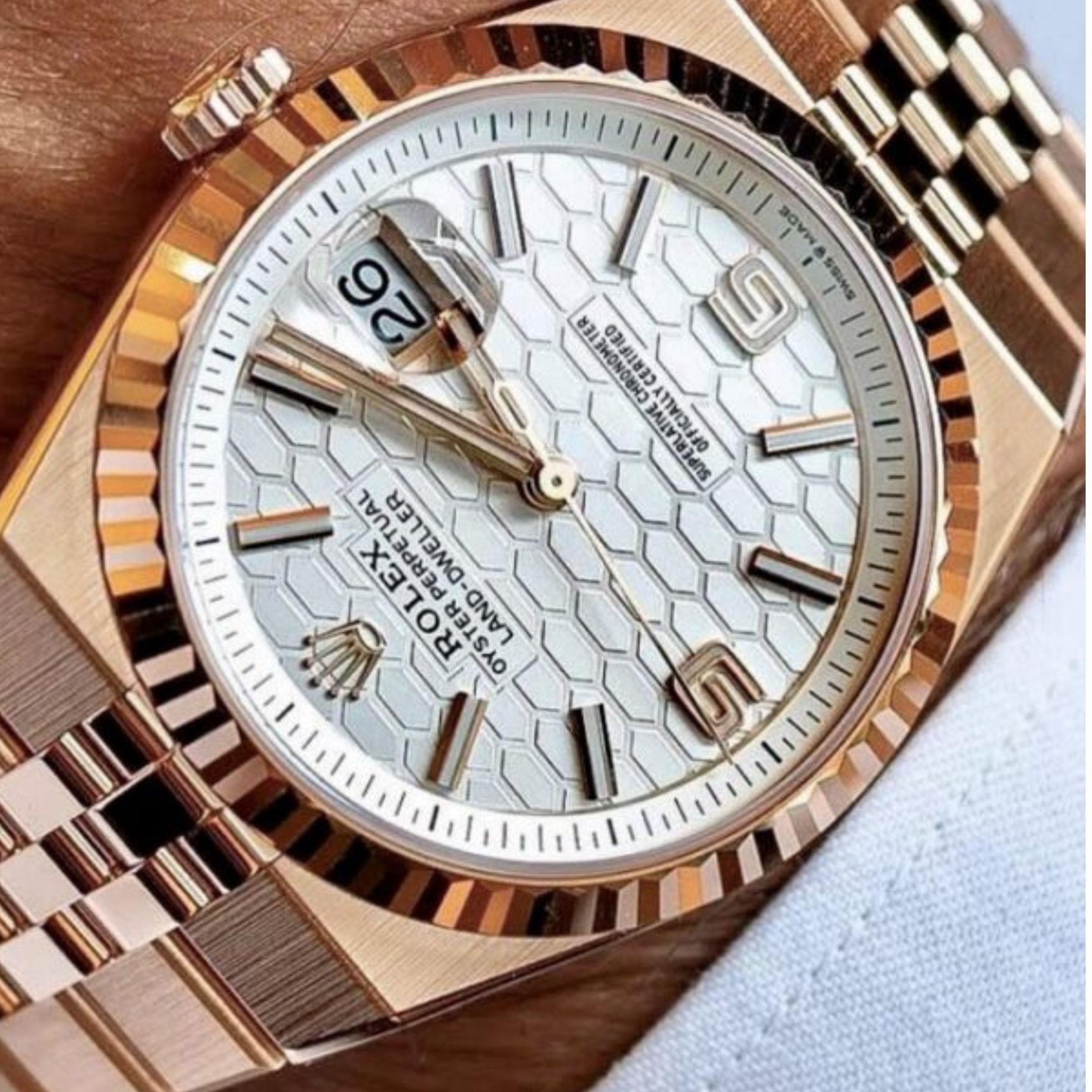 [Superclone] Rolex Land-Dweller 40mm Intense White Dial Flat Jubilee 127335
