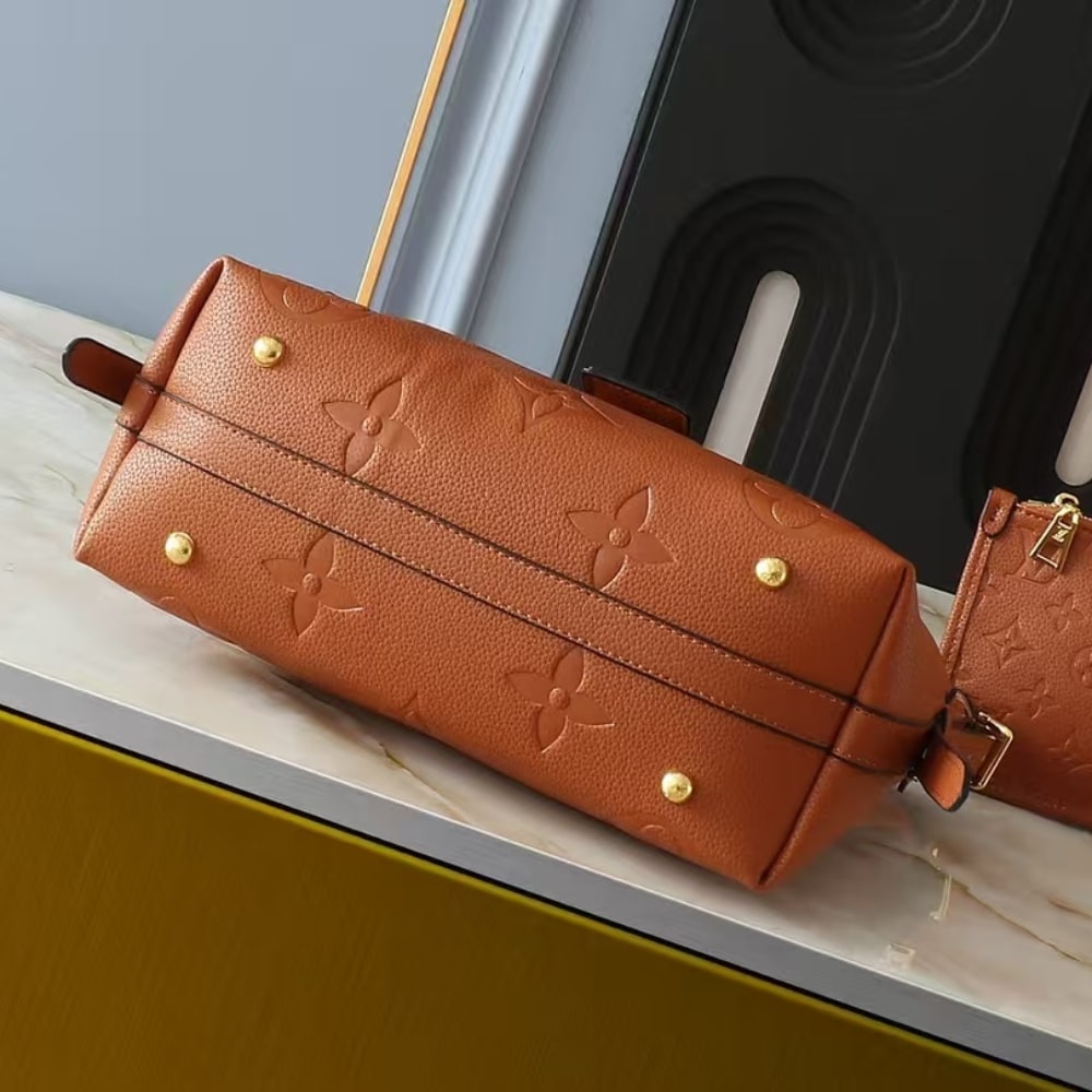 Louis Vuitton Carryall PM Cognac 30Cm M11790