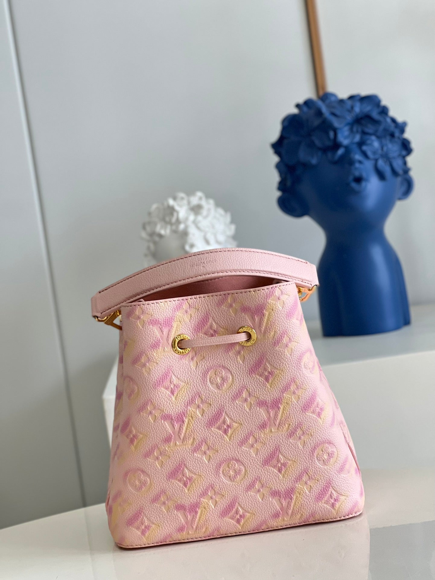Louis Vuitton N Ono  Bb 20Cm Pink