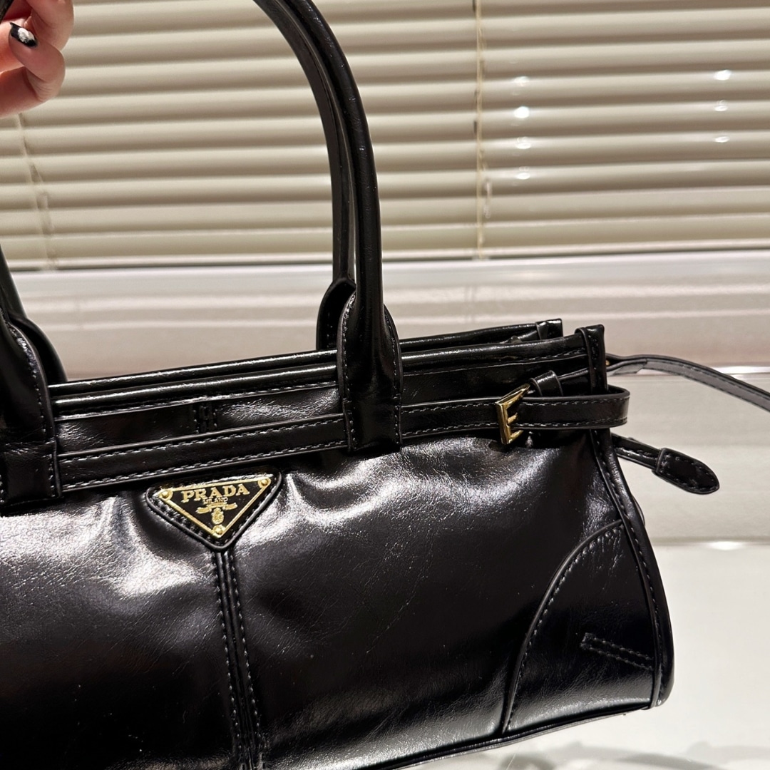 Prada Medium Leather Handbag Black 32Cm
