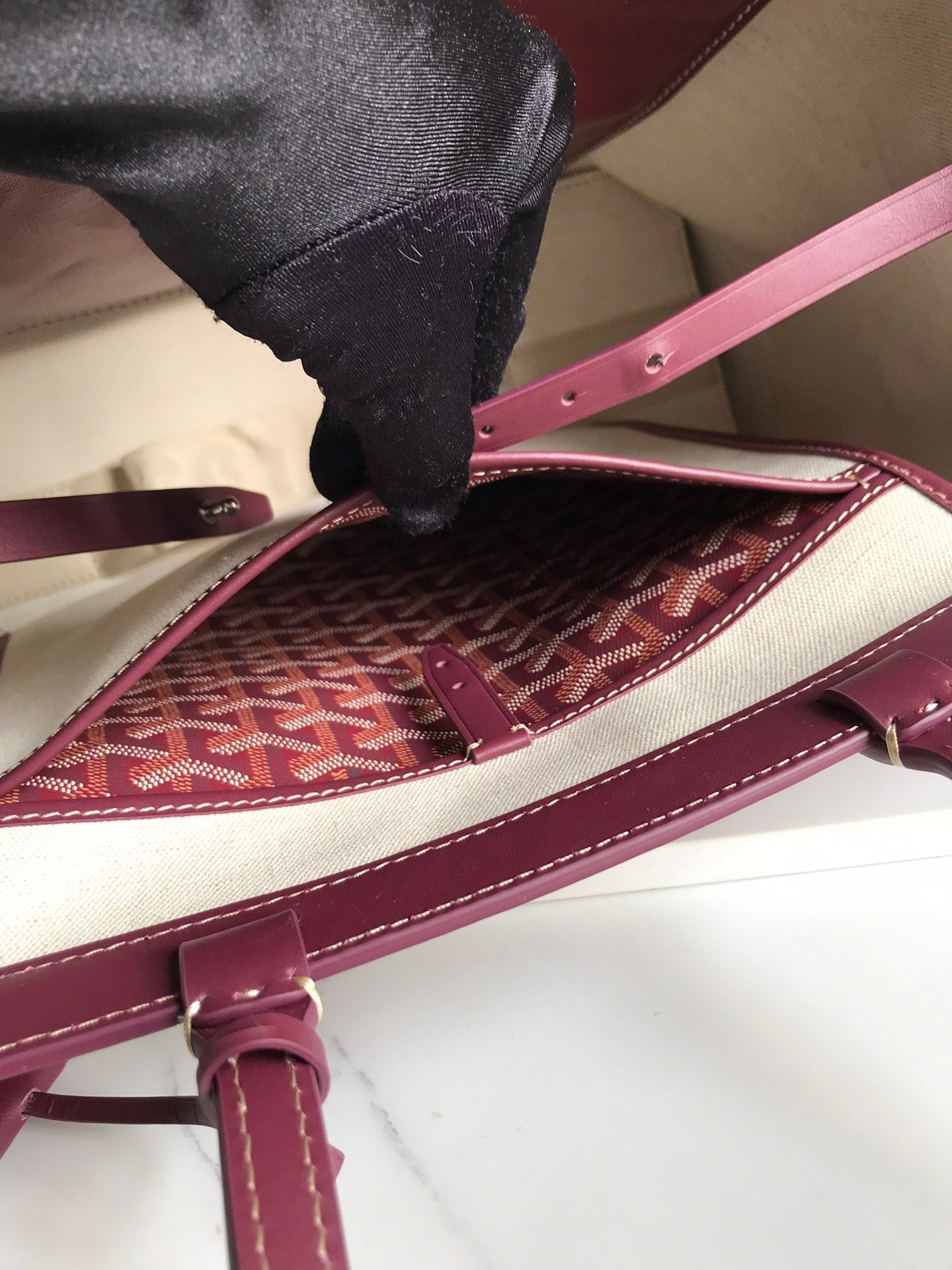 Goyard Bellechasse Biaude Pm Bag 36cm Wine Red Goyardine Canvas And Calfskin Trim
