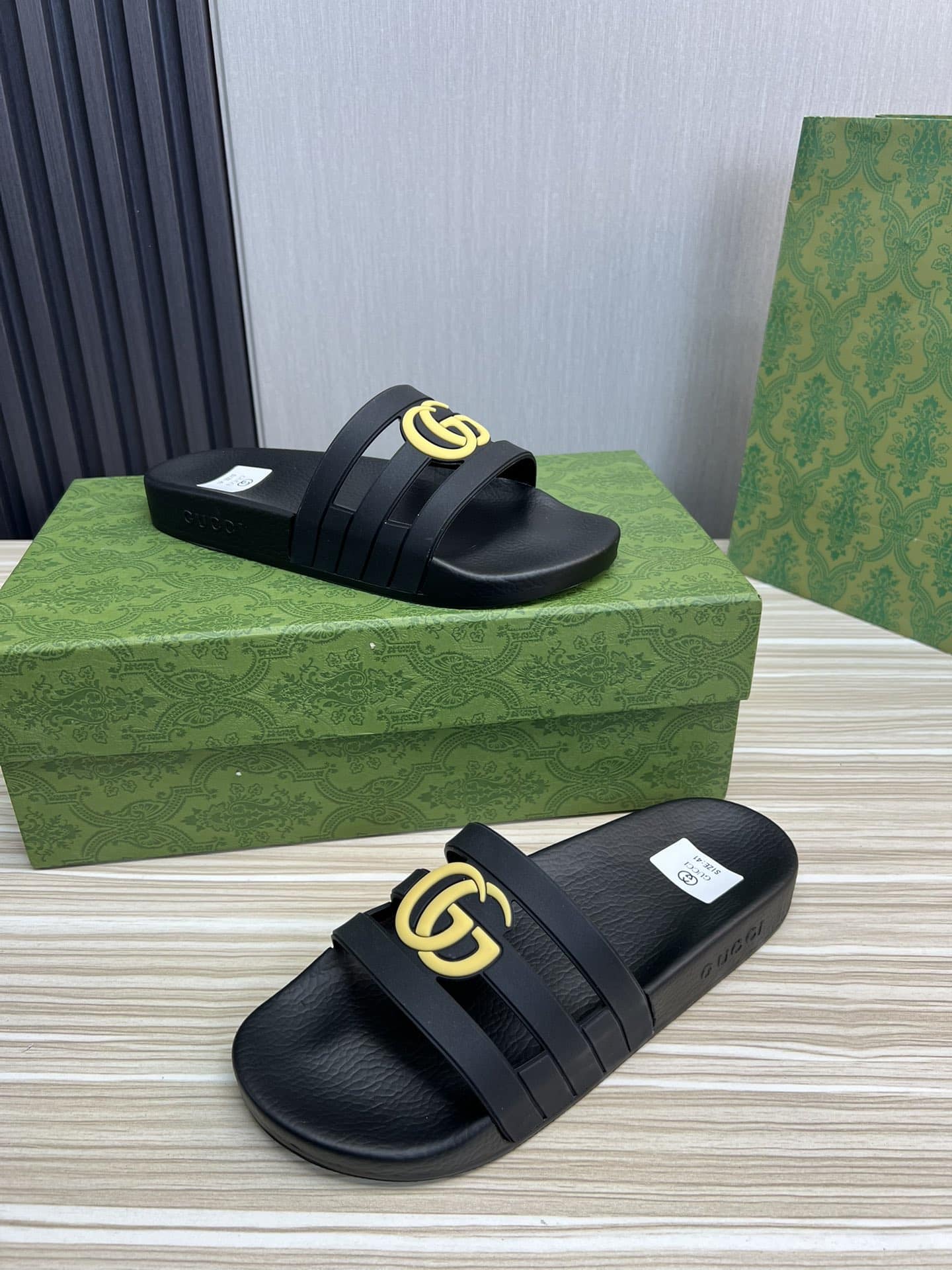 Gucci Slippers Sandals Mules Summer With Gg Logo Yellow
