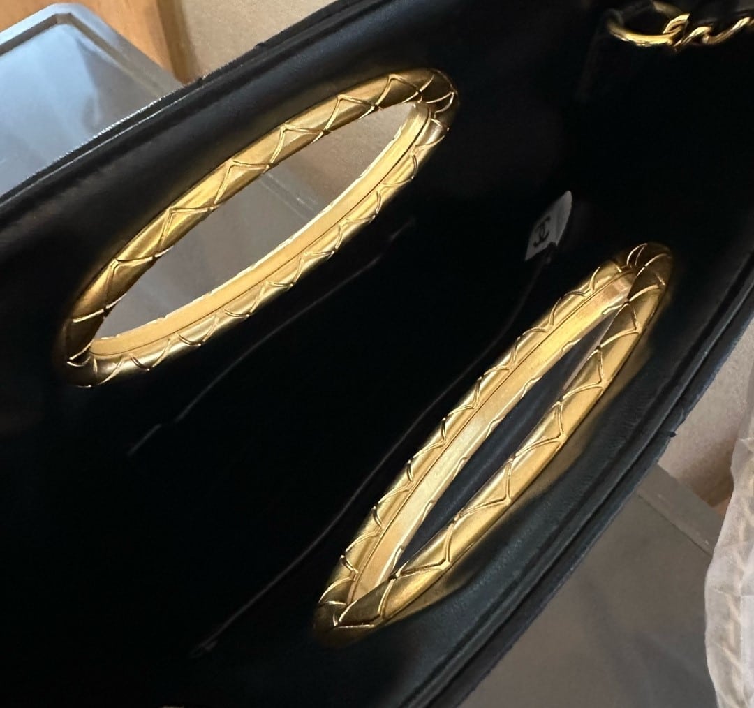Chanel Clutch And Gold Plated Metal In Black 25Cm As5038 B17663 94305