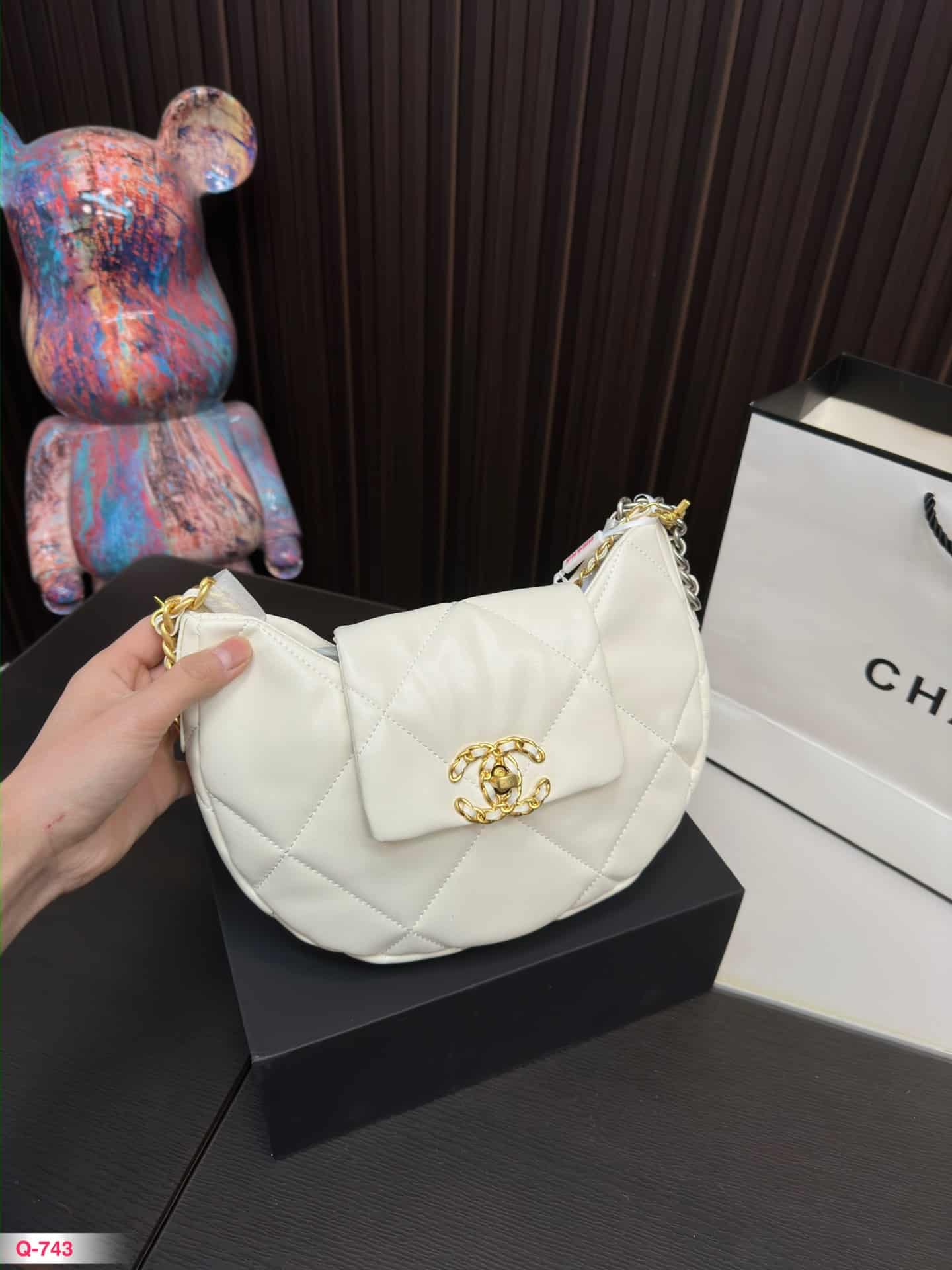 Chanel 19 Hobo Bag Mixed Metal Hardware White 28Cm/11in