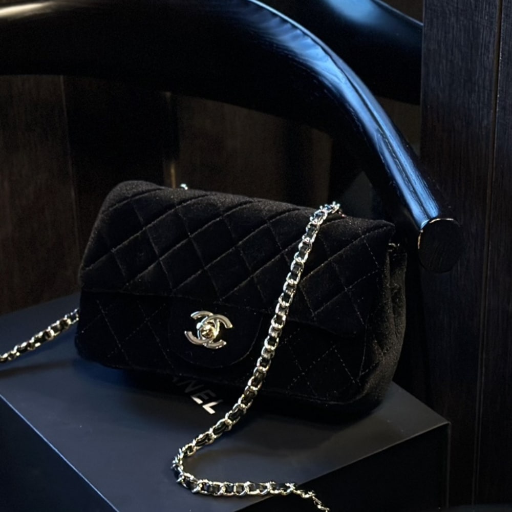 Chanel Velvet Pearl Crush Mini Flap Bag Black 20Cm