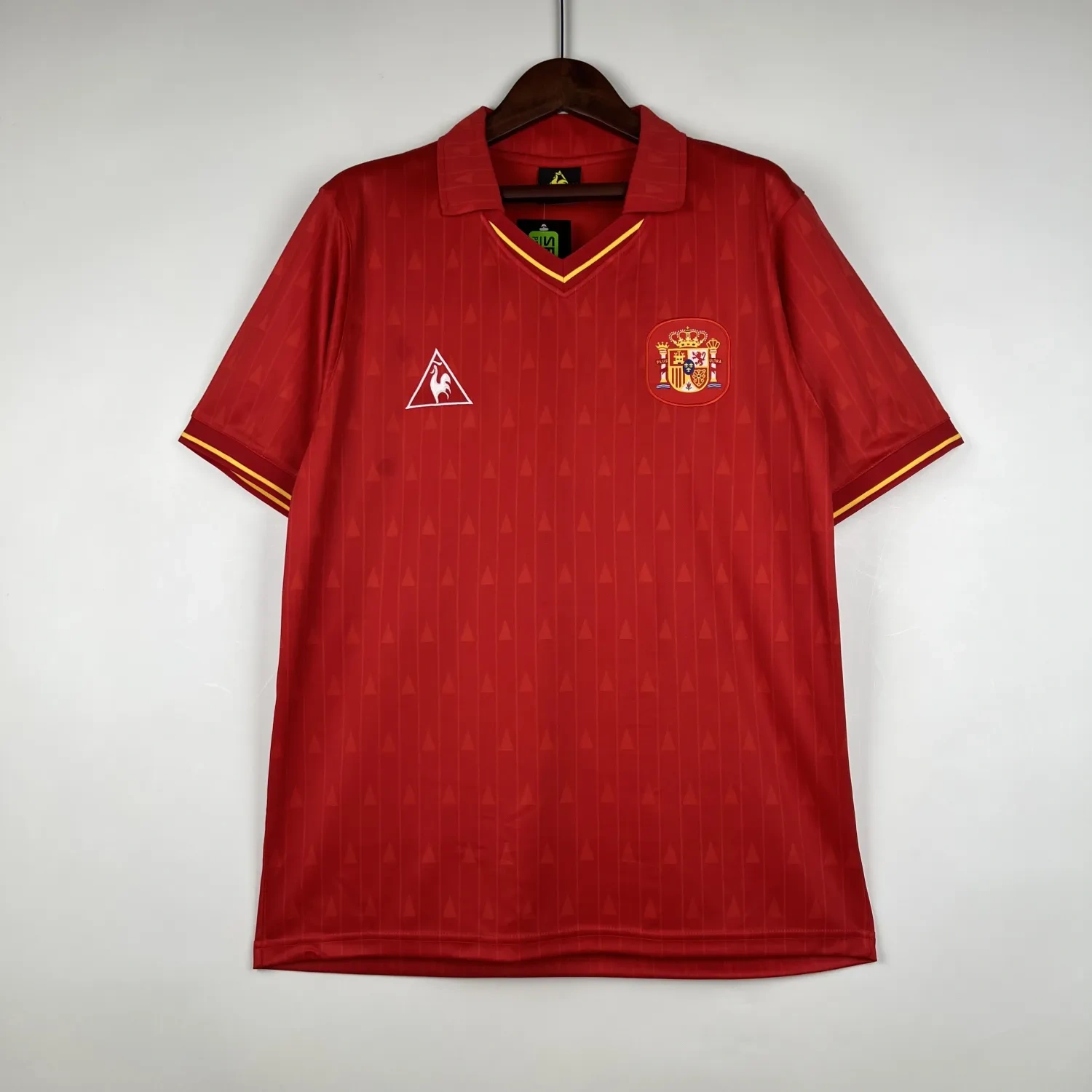 retro 1988-1991 Spain home football jersey retro