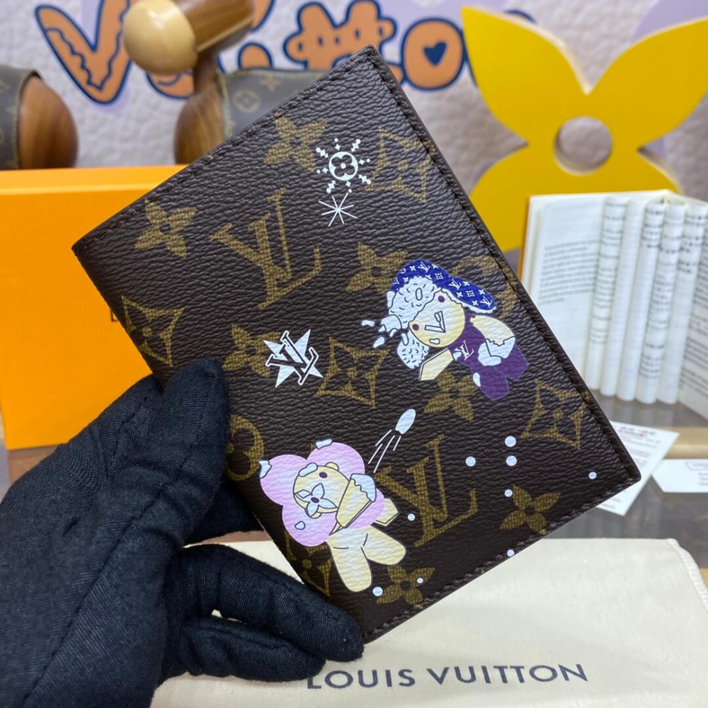Louis Vuitton Passport Cover 2024