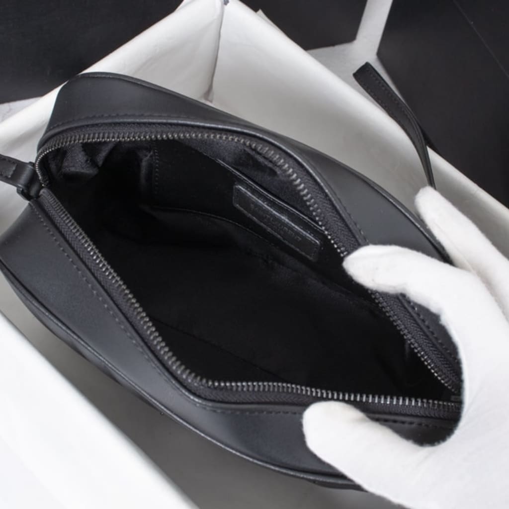 Saint Laurent Lou Camera Bag In Quilted Leather Black Noir 23Cm 761554DV7081000