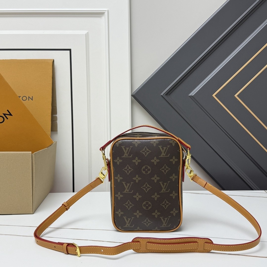 Louis Vuitton Danube Monogram Brown 21cm M14013