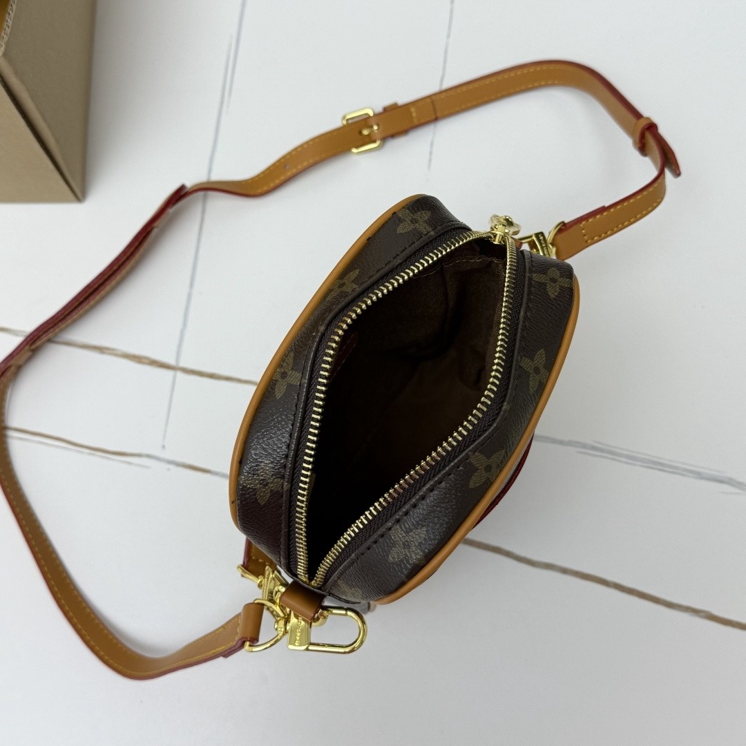 Louis Vuitton Danube Monogram Brown 21cm M14013
