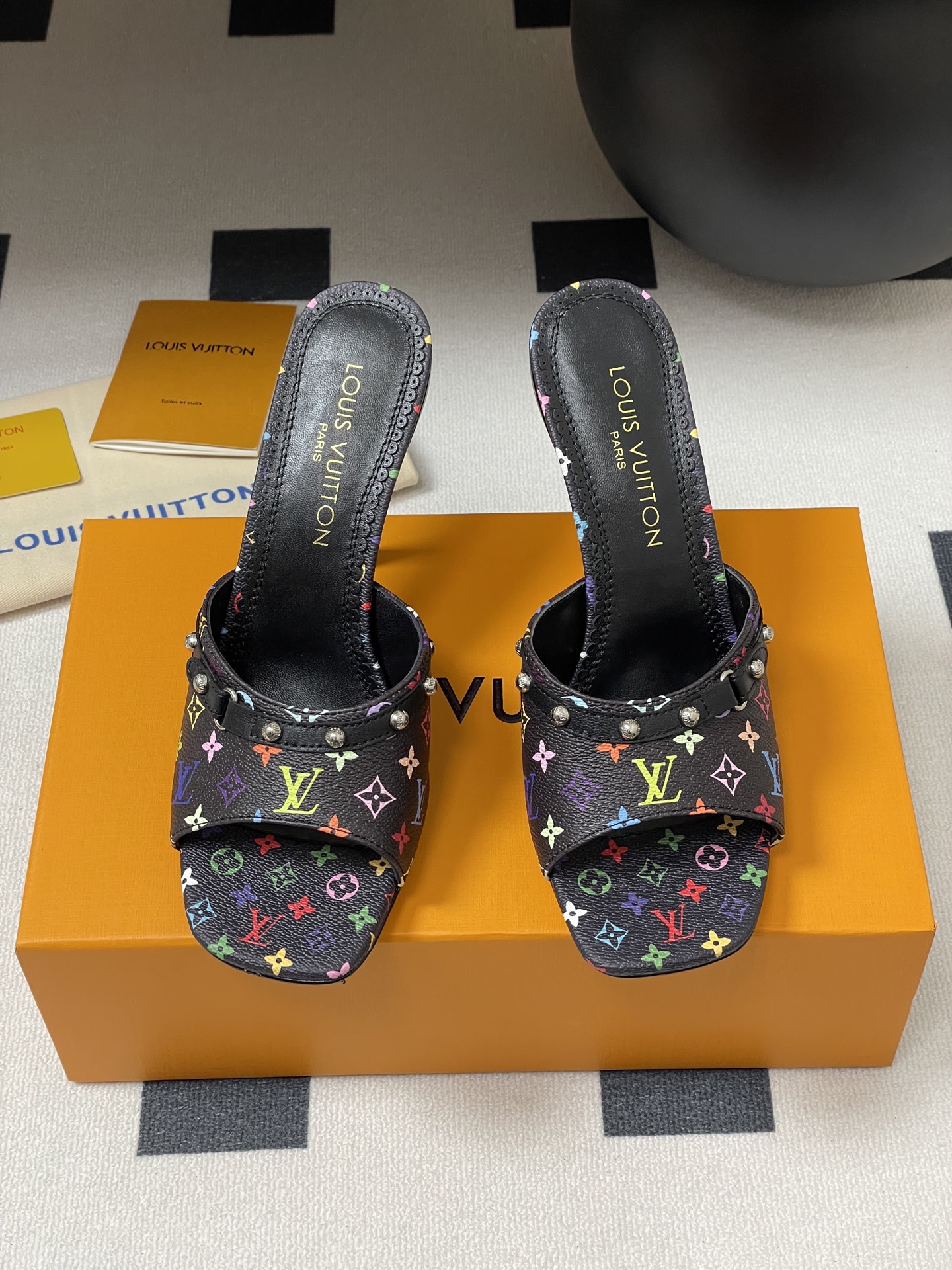 Louis Vuitton LV x TM 6AM Mule 1AGWT2 Black