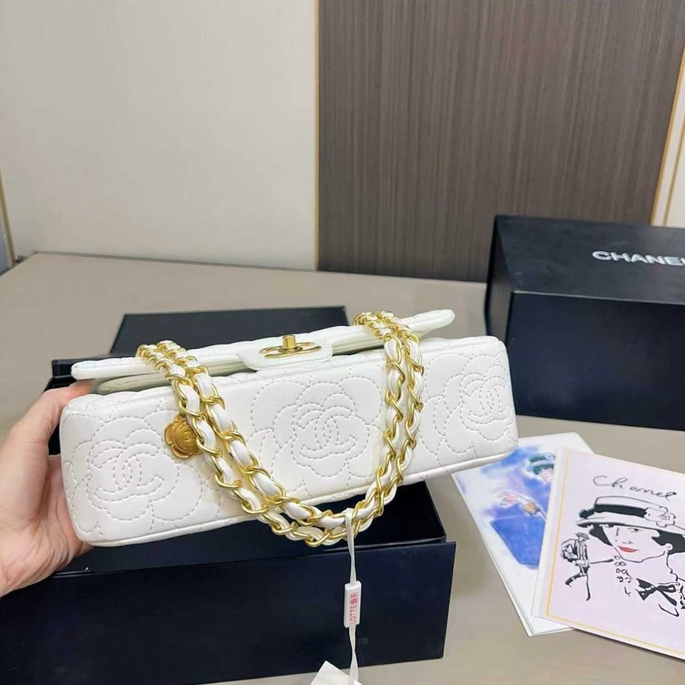 Chanel Flap Bag With Camellia Flower Chain White 26Cm
