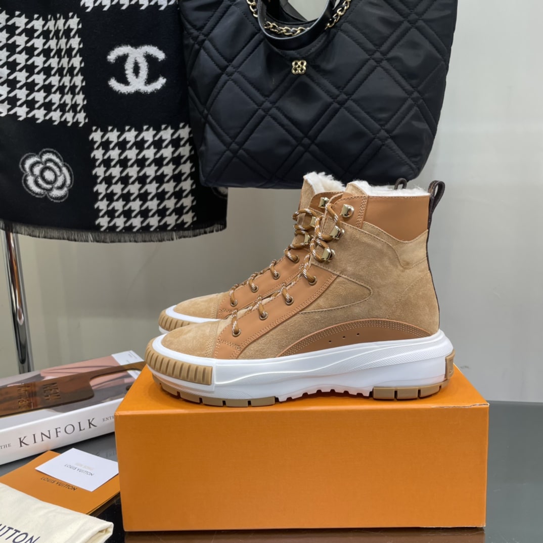 Louis Vuitton Squad Sneaker Boots Suede Brown