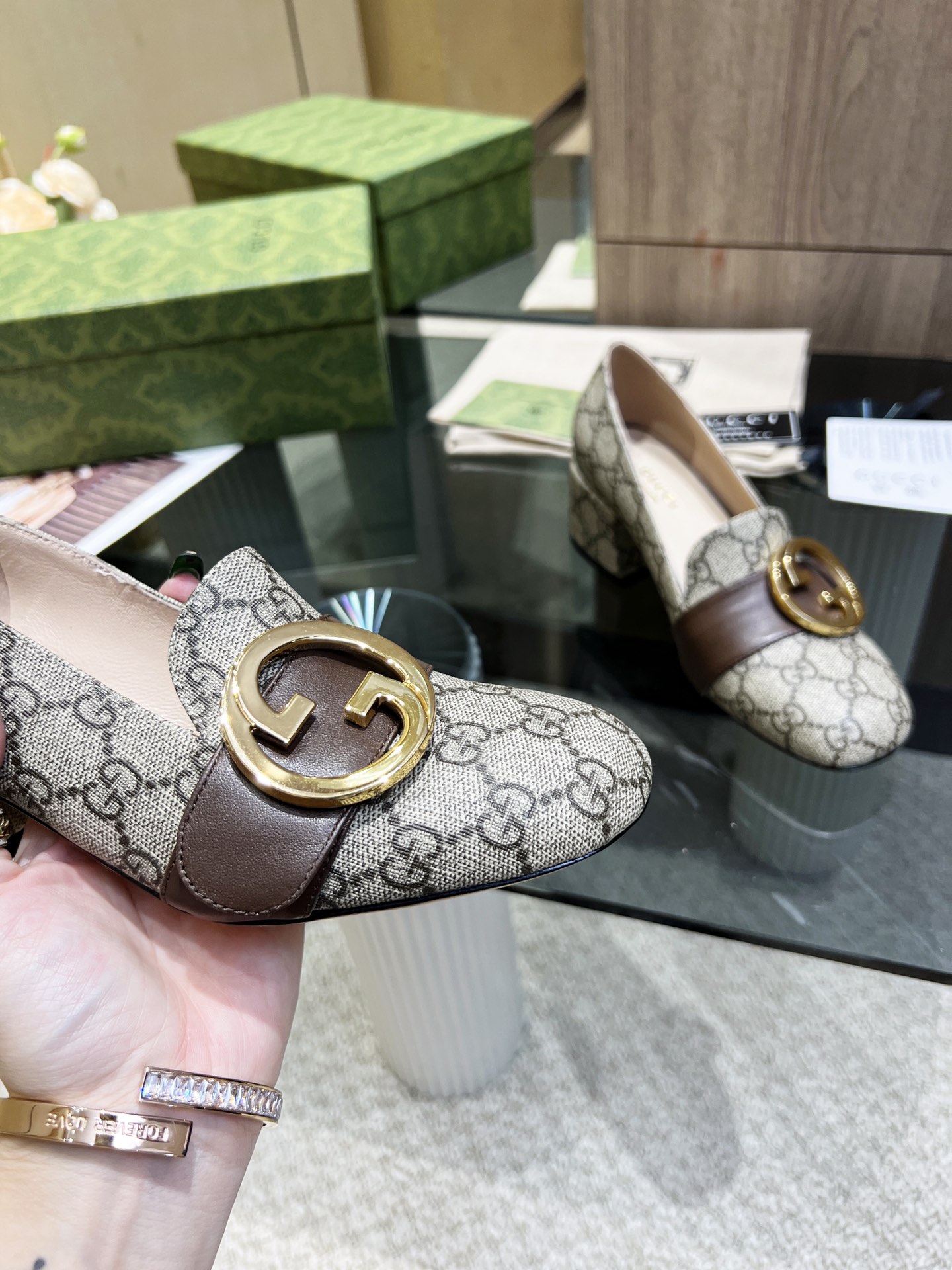 Gucci Women’S Blondie Pump Beige ?701711 9I650 9769