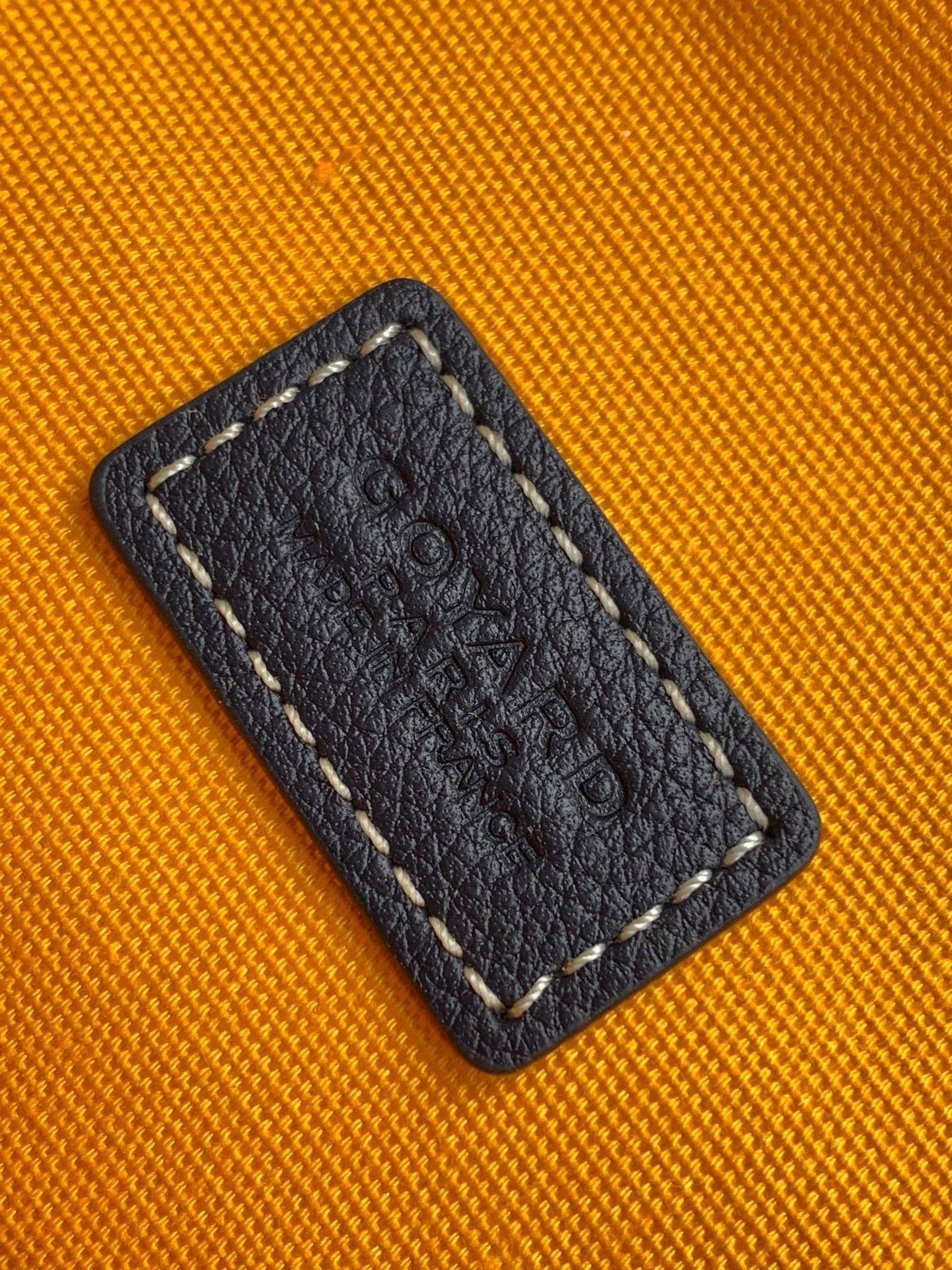 Goyard Vendôme Cosmetic Pouch 17cm Navy Goyardine Canvas And Calfskin Trim