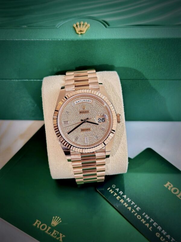 [Superclone] Rolex Day-Date 40mm Diamond – Paved Dial President 228235