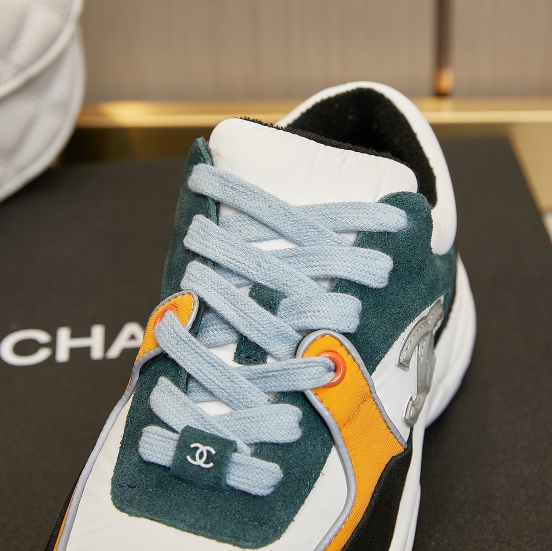 Chanel Wmns Sneaker White Navy G34360 Y53536 C0227