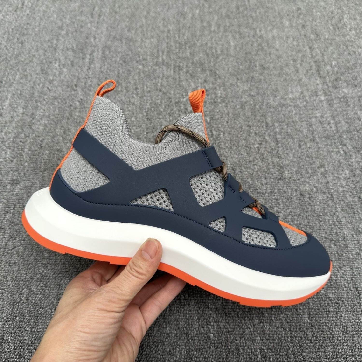HERMES KATANA SNEAKER GRIS SILEX