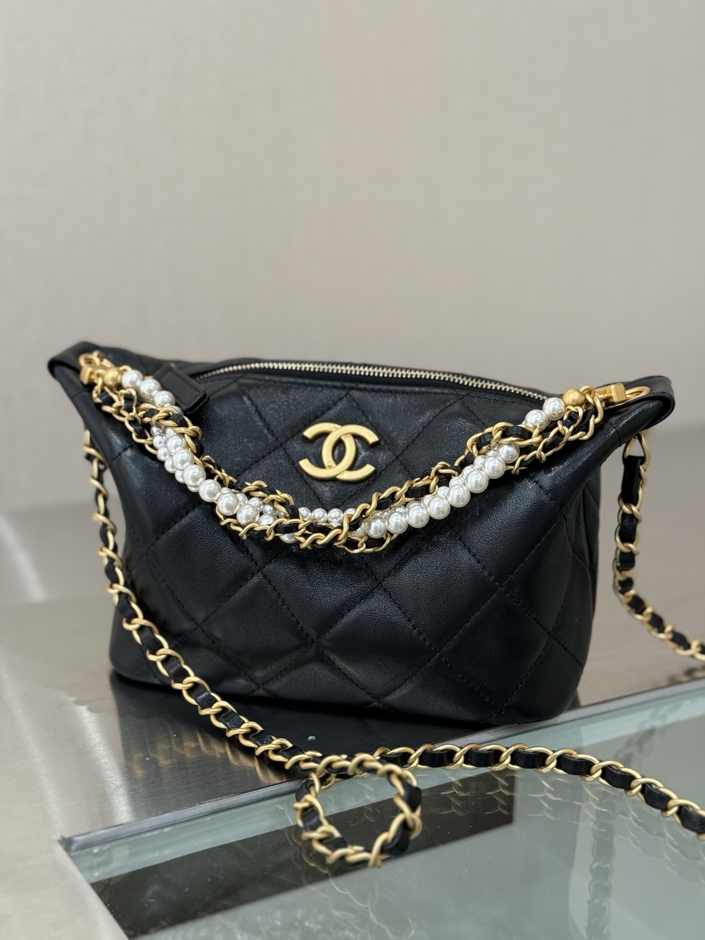 25C26C Pearl Chain Hobo Lunch Box Bag in Black Lambskin with Gold Hardware (Model AP4976)