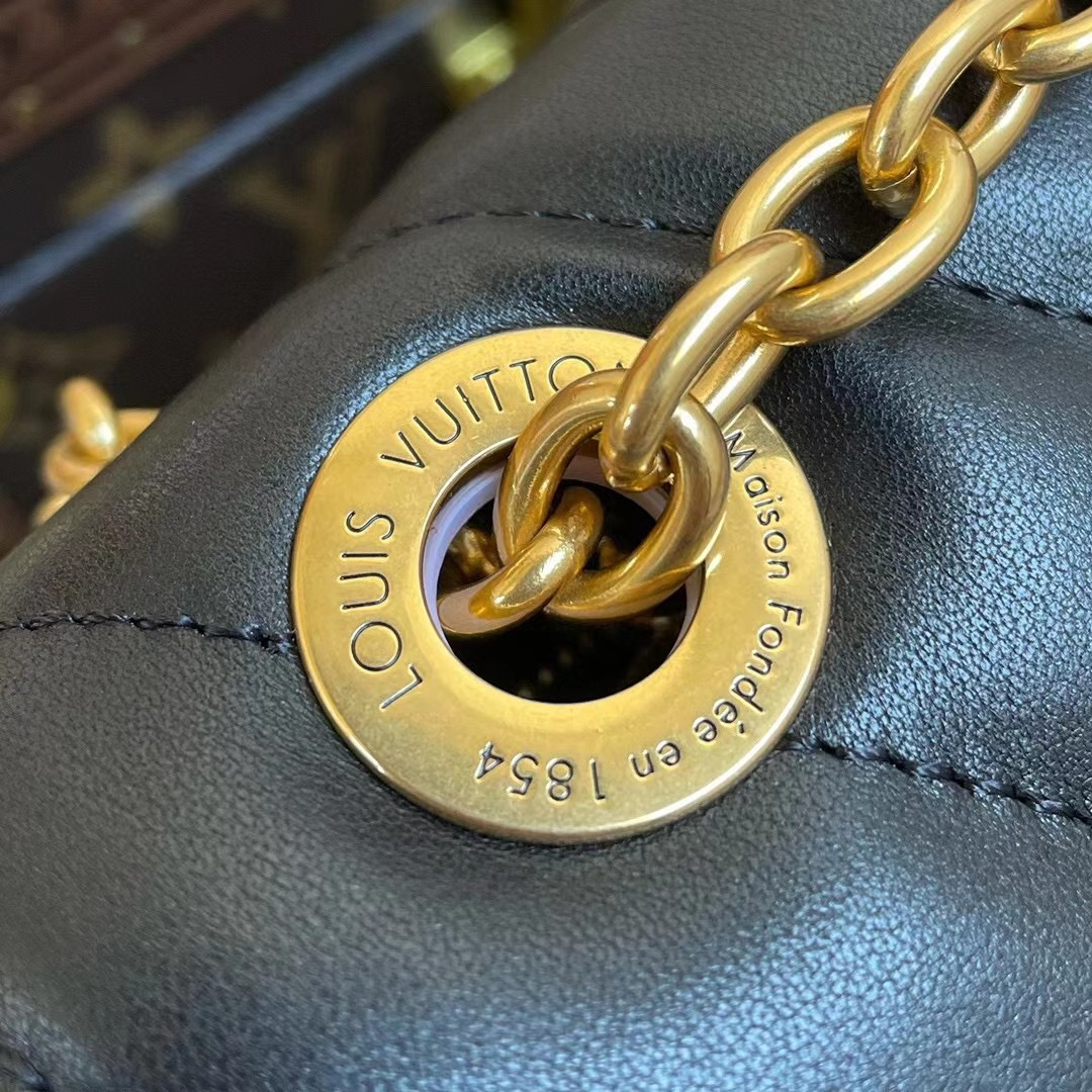 Louis Vuitton New Wave Chain 24Cm Black M58552
