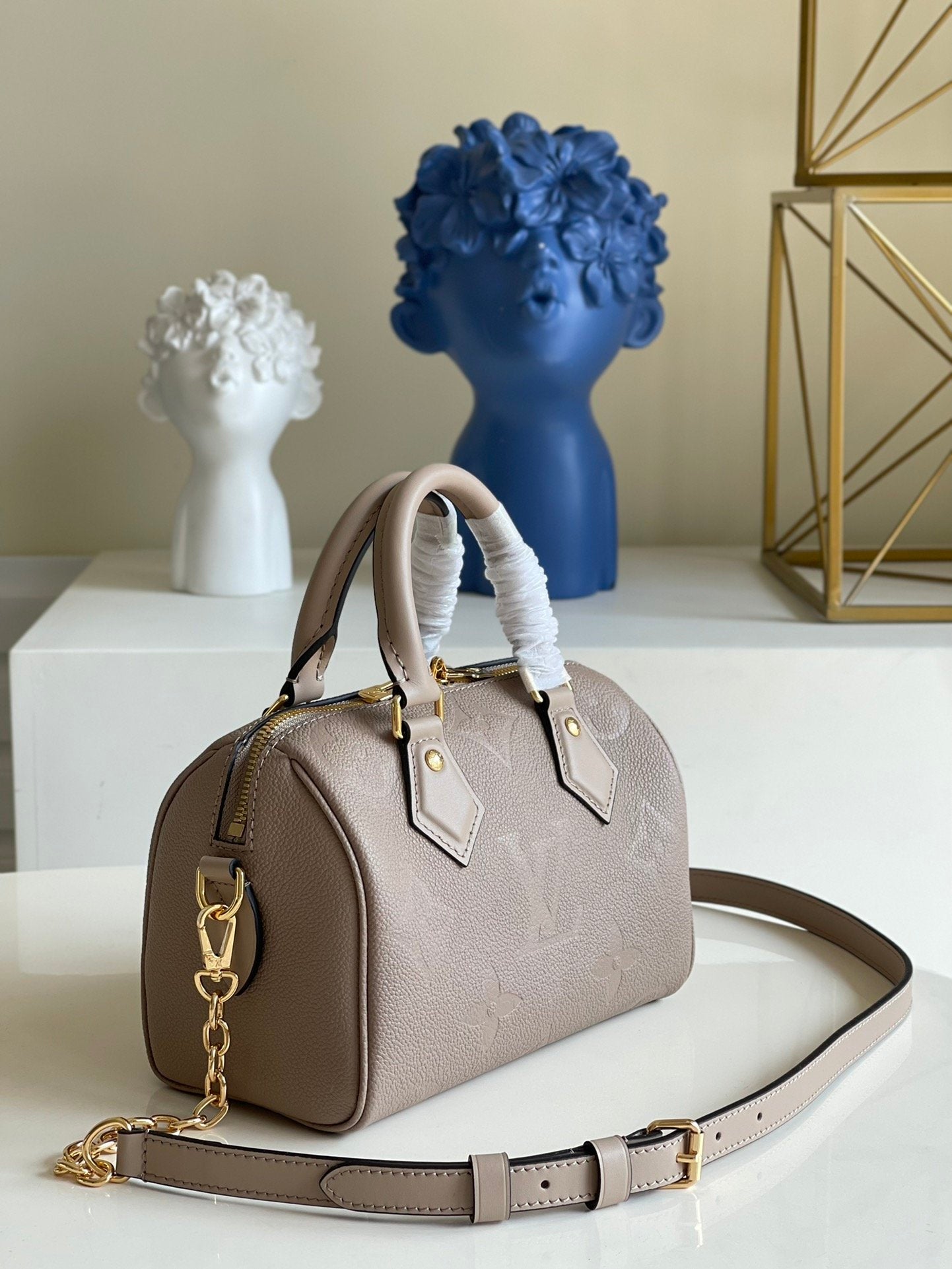 Louis Vuitton Speedy Bandoulière 25 Monogram Empreinte Tourterelle 25cm M59273