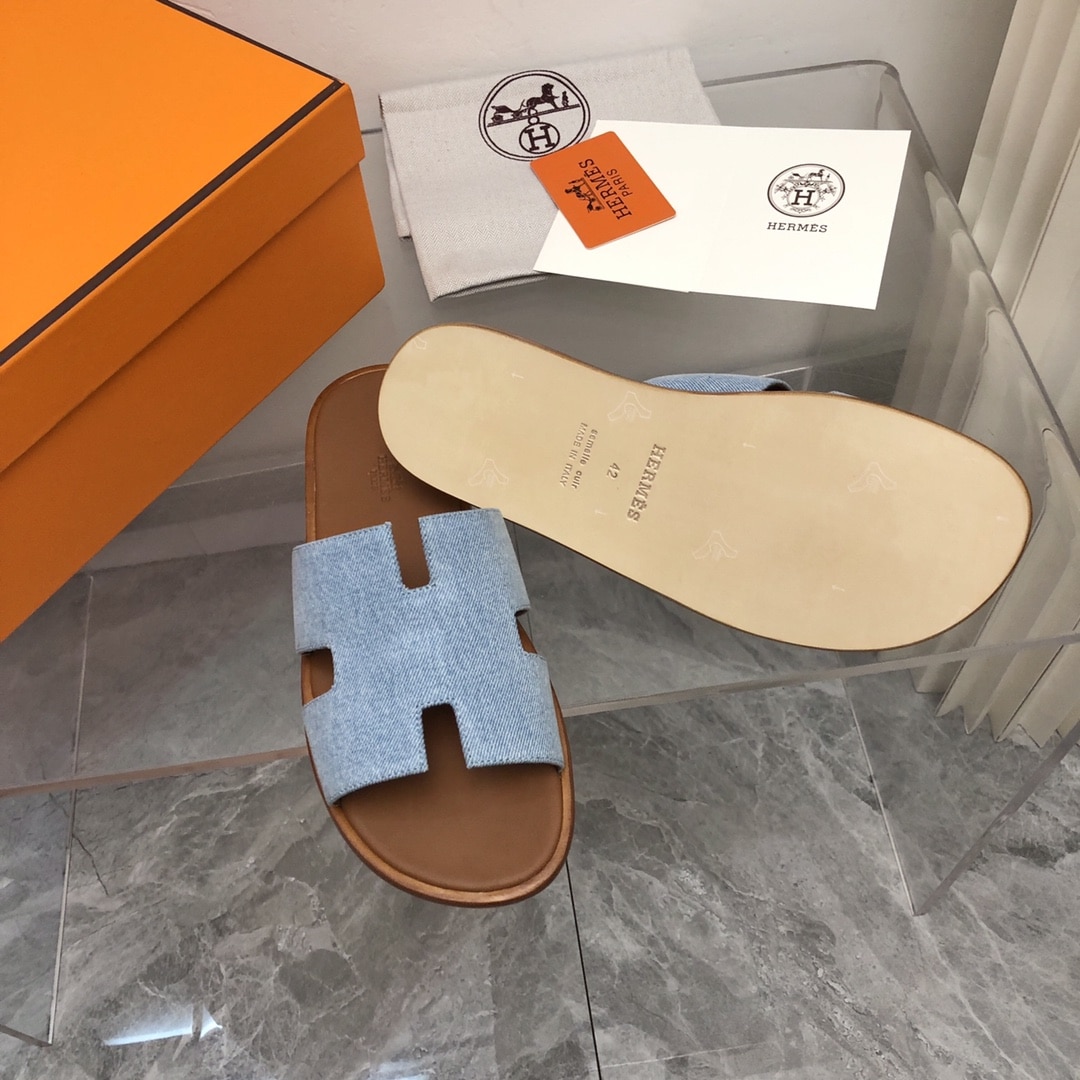 Hermes Izmir Sandal Bleu Clair