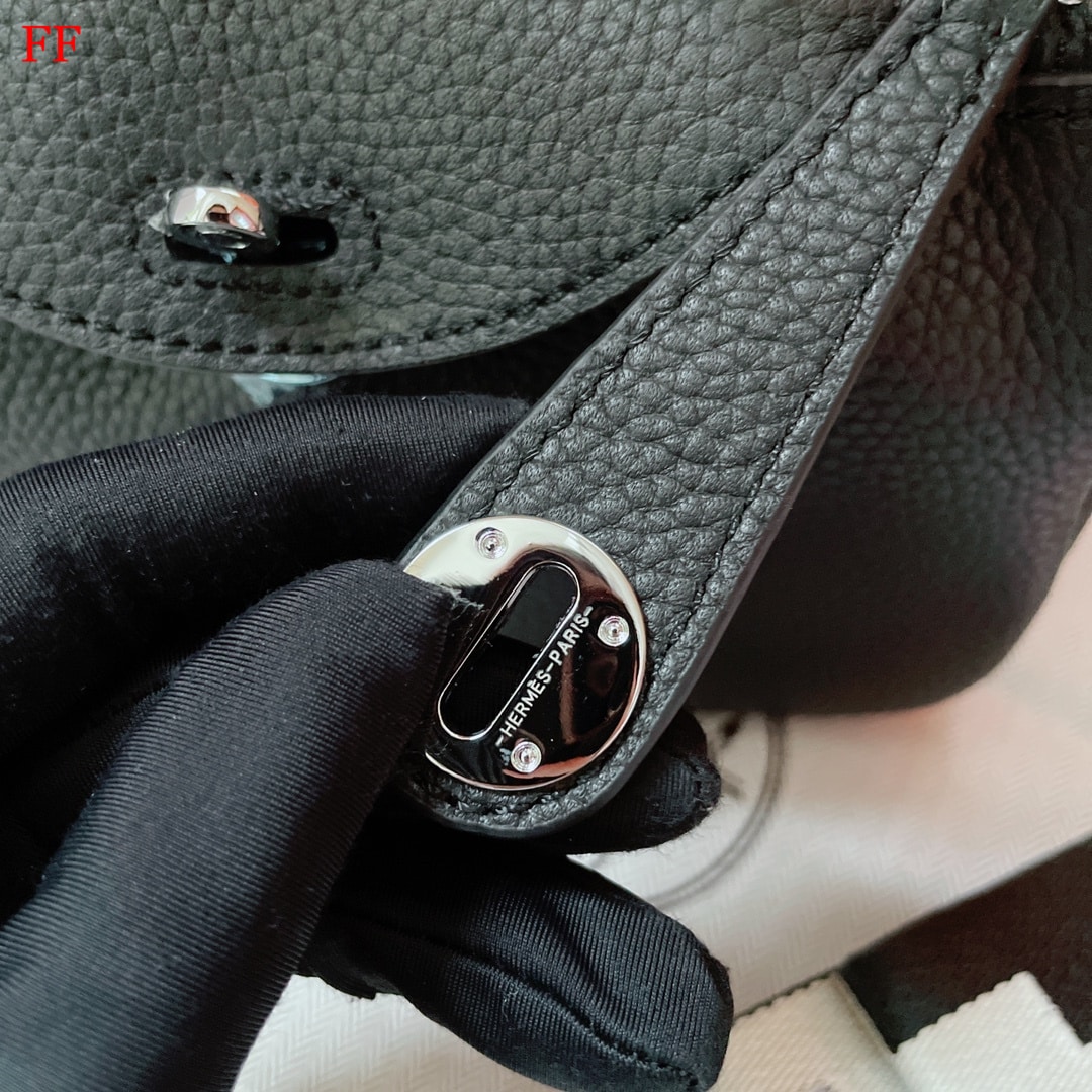 Hermès Lindy Mini 20 Black Clemence Leather with Palladium Hardware 20cm