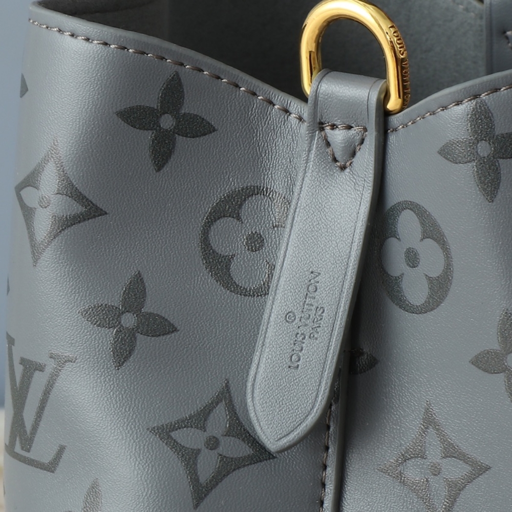 Louis Vuitton Néonoé Bb Bag Grey 20Cm