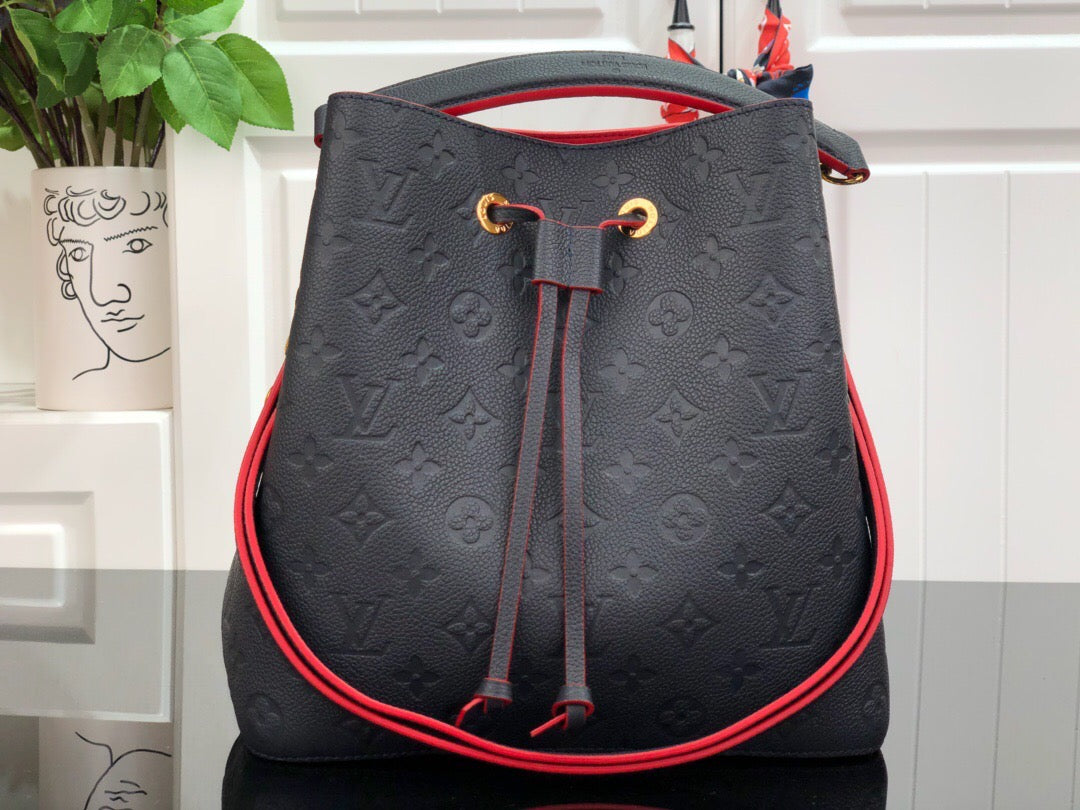 Louis Vuitton N Ono  Mm Bucket 26Cm Navy Blue