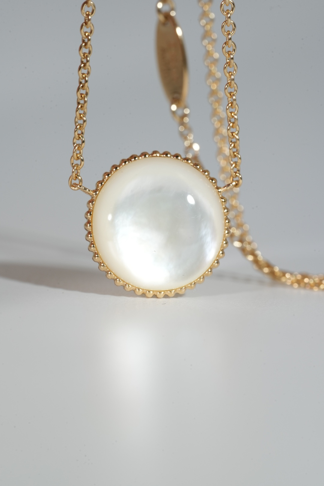 Eight-pointed star double-sided mother-of-pearl compass necklace