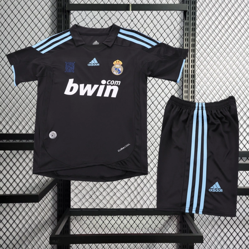 Retro KIDS 2009-10 KIDS Real Madrid Away KAKA Football jersey retro