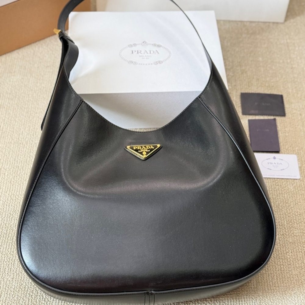 Prada Large Shoulder Bag With Topstitching Black 40Cm
