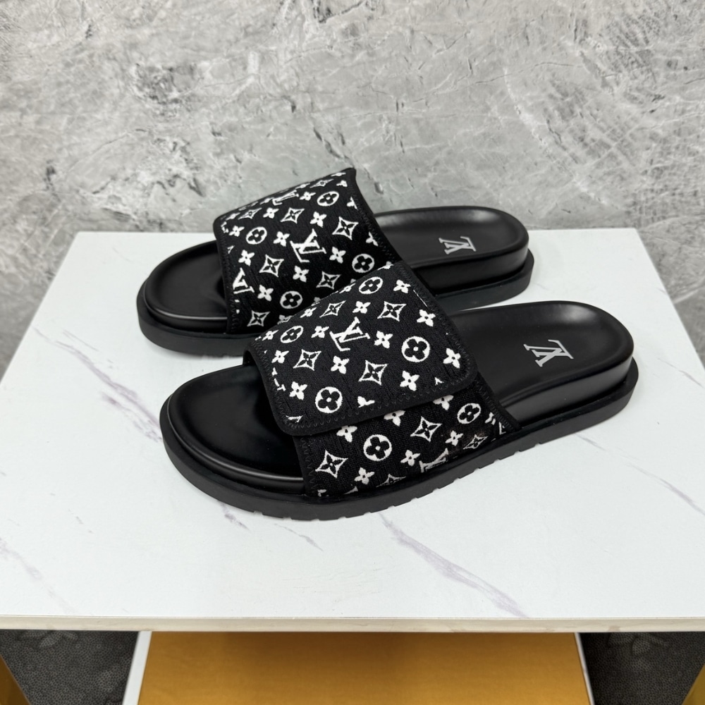 Louis Vuitton Miami Mule Mini Monogram Fabric Black 1Abftr