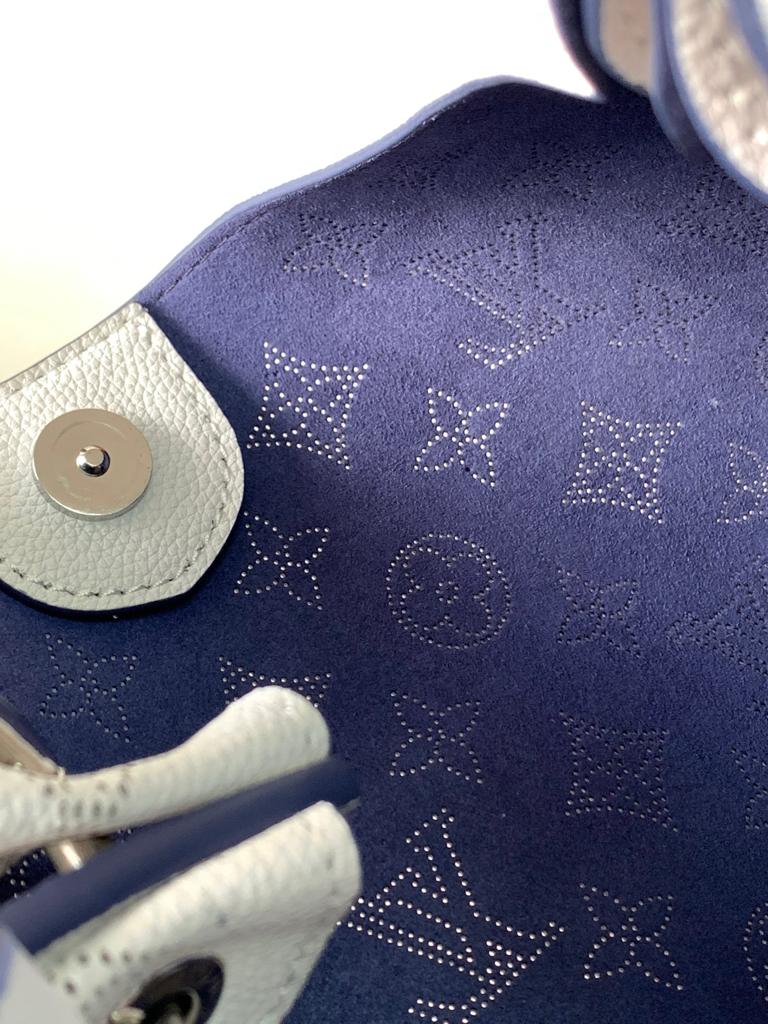 Louis Vuitton Carmel Mahina Monogram White