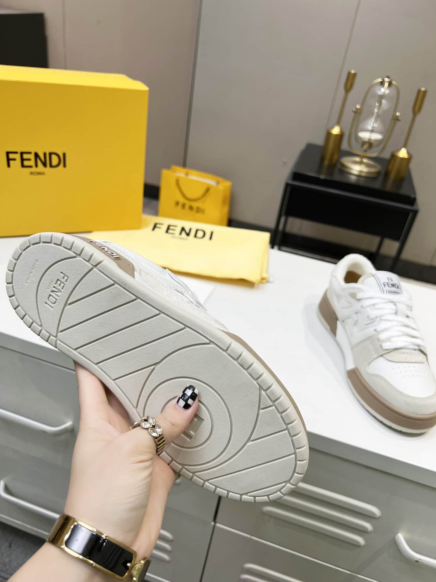 Fendi Match Suede Low Tops White 8E8252Ahh2F1Fhs