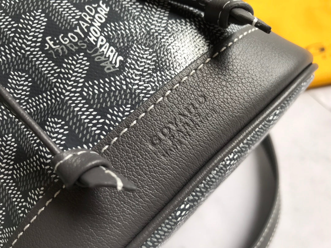 Goyard Petit Flot Bucket Bag 22 Cm Gray Goyardine Canvas And Lambskin Trim