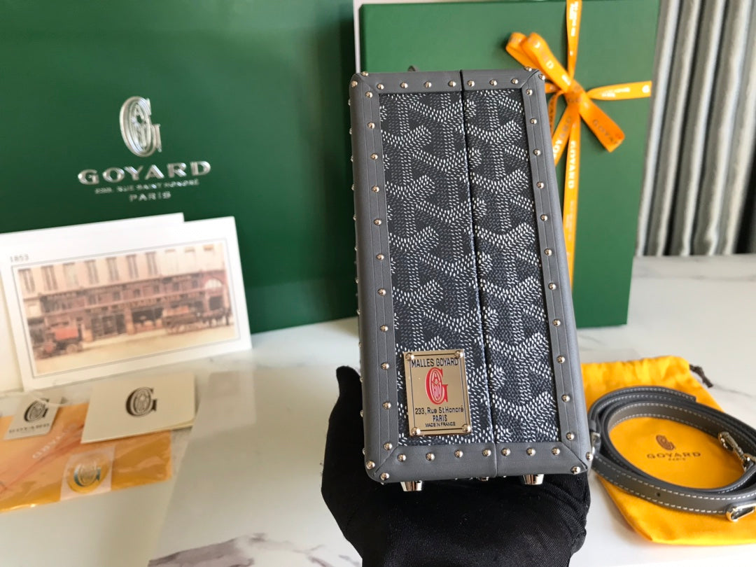 Goyard Grand Hôtel Trunk Bag 24.5cm Grey Black Goyardine Canvas And Calfskin
