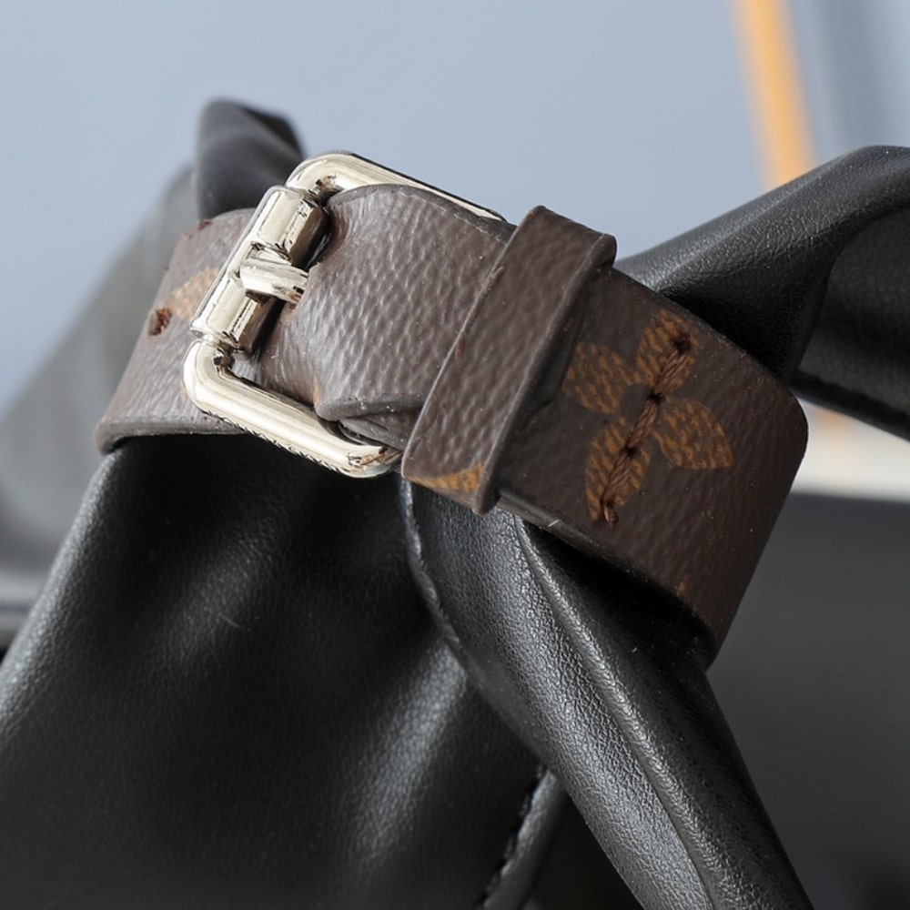 Louis Vuitton Atlantis Vibe MM Black 41Cm M11266