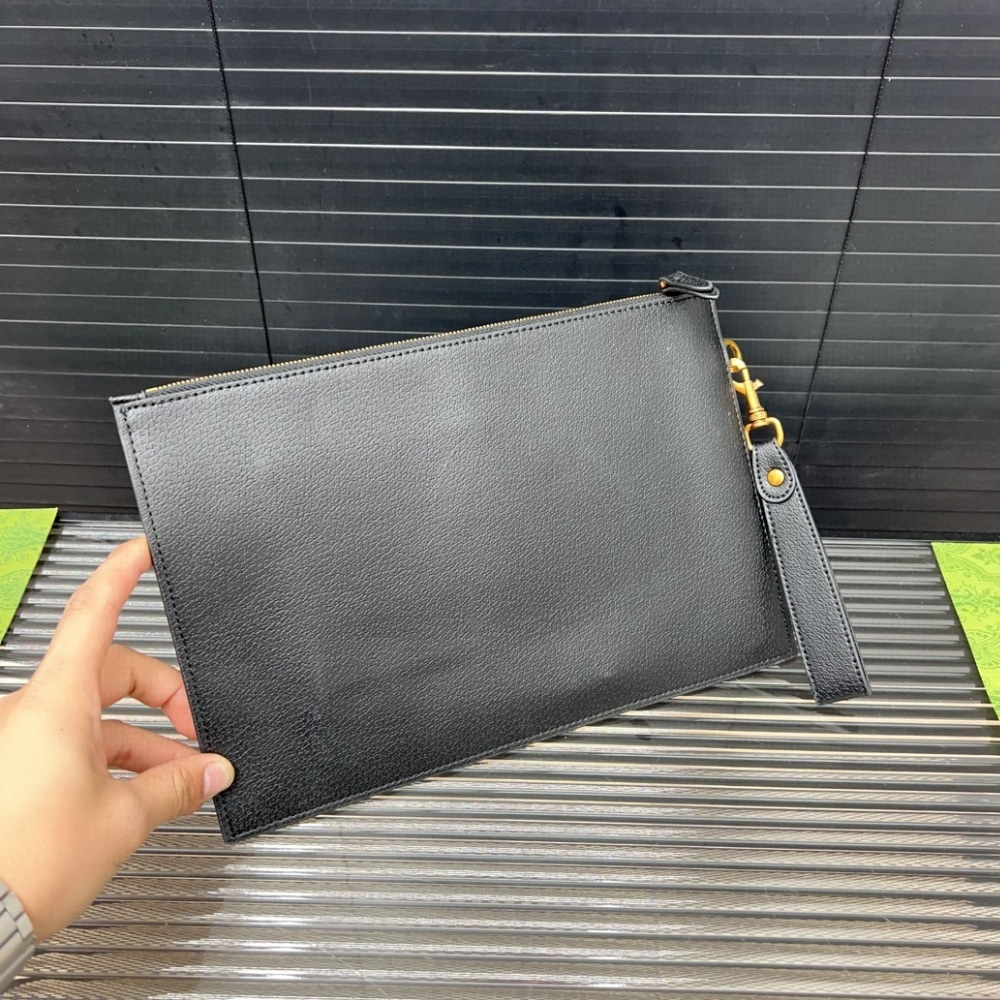 Gucci Gg Leather Pouch Clutch Bag Black 29Cm