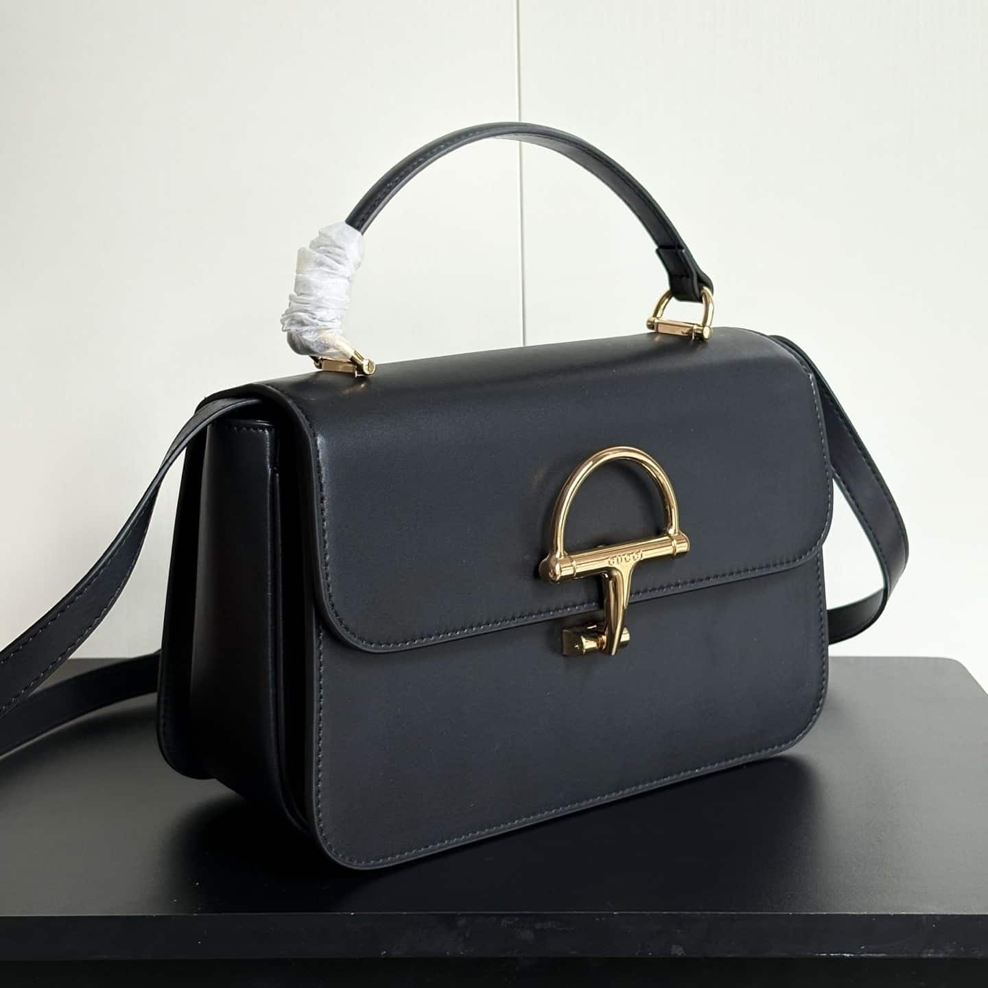 Gucci Siena Medium Top Handle Bag Black Leather 25Cm ‎855535 AAFKB 1000
