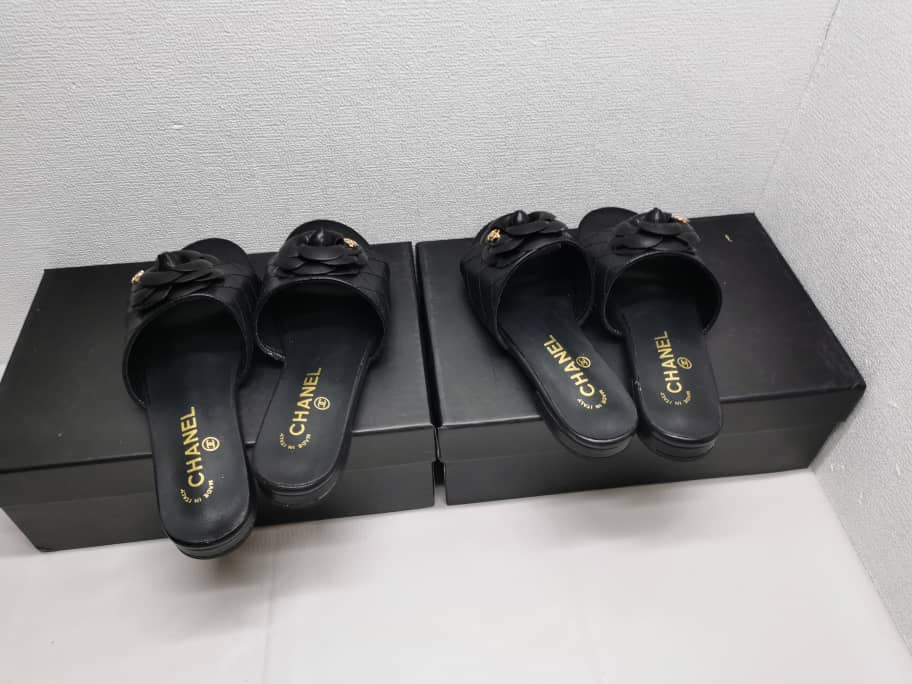 Chanel Camellia Leather Slides Black