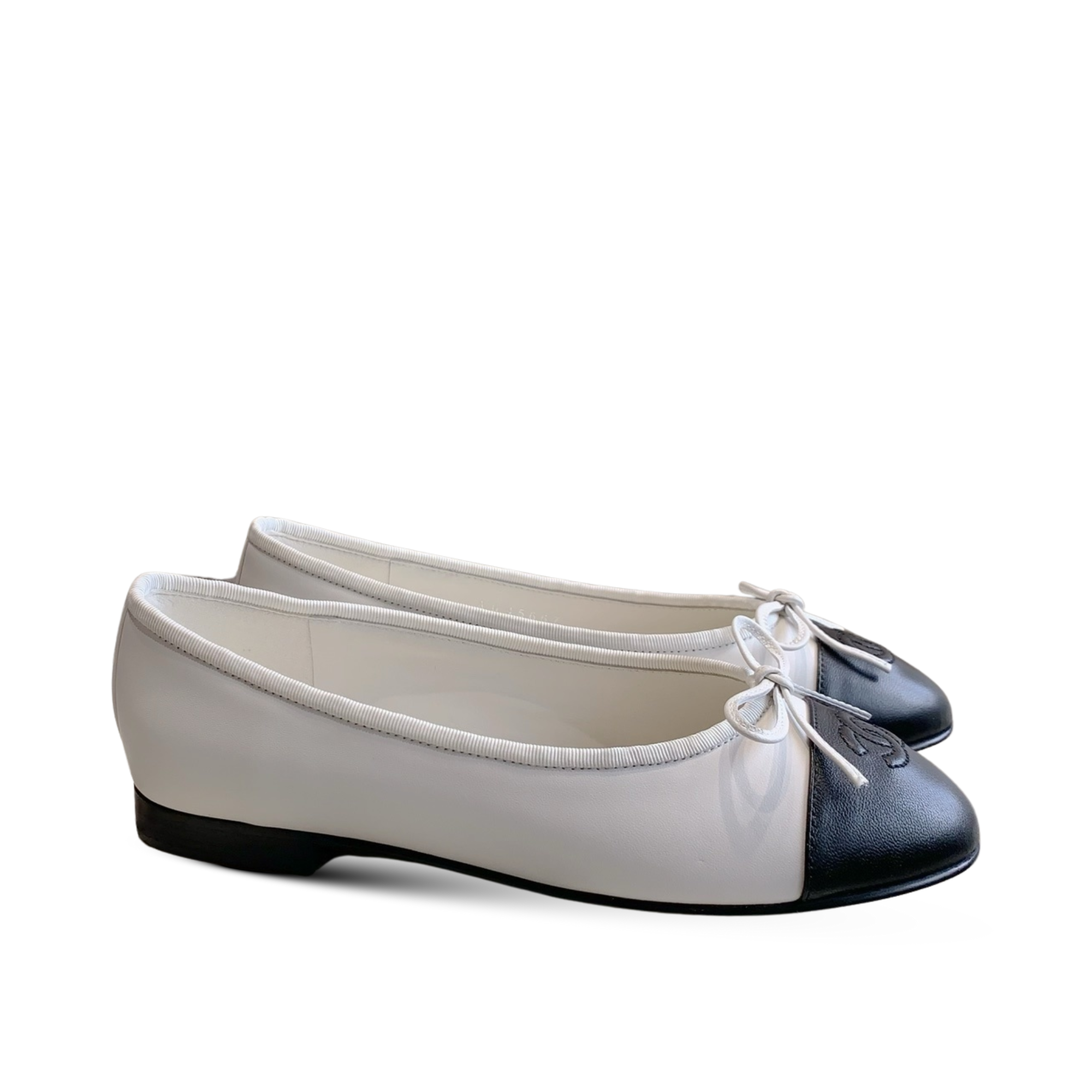 Chanel Cambon Leather Ballet Flats White For Women