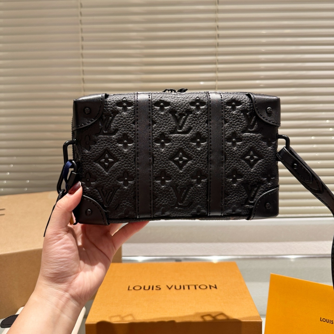 Louis Vuitton Soft Trunk Wallet Monogram Taurillon Leather Black 23Cm M80224