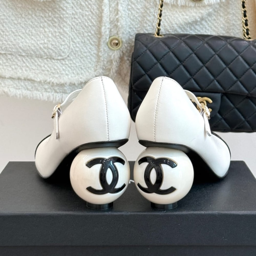 Chanel Mary Janes Patent And Imitation Pearls White Black G46775 B22202 U4186