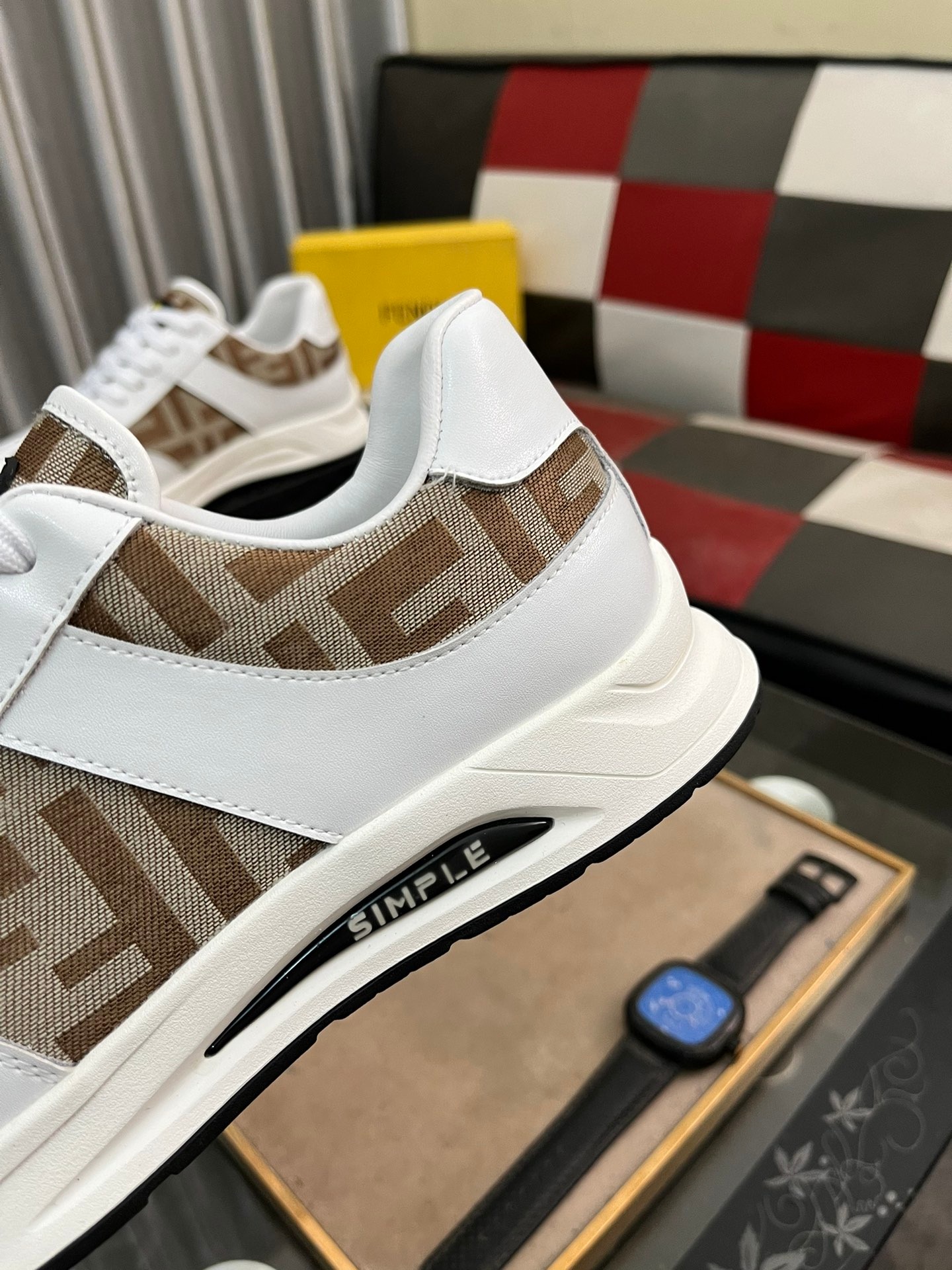 FENDI CASUAL SNEAKERS