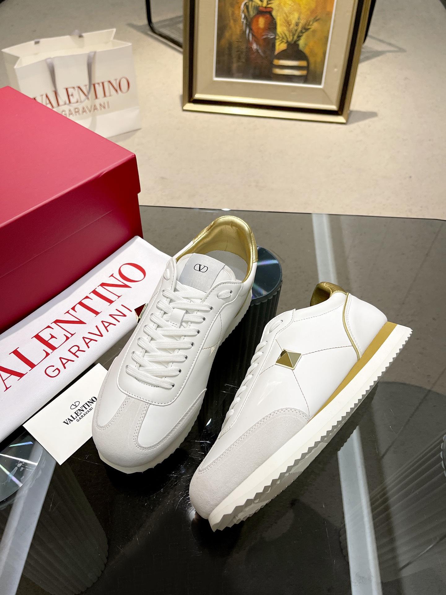 Valentino Sneakers