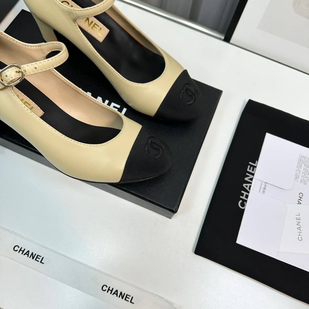 Chanel Mary Janes Beige G45118