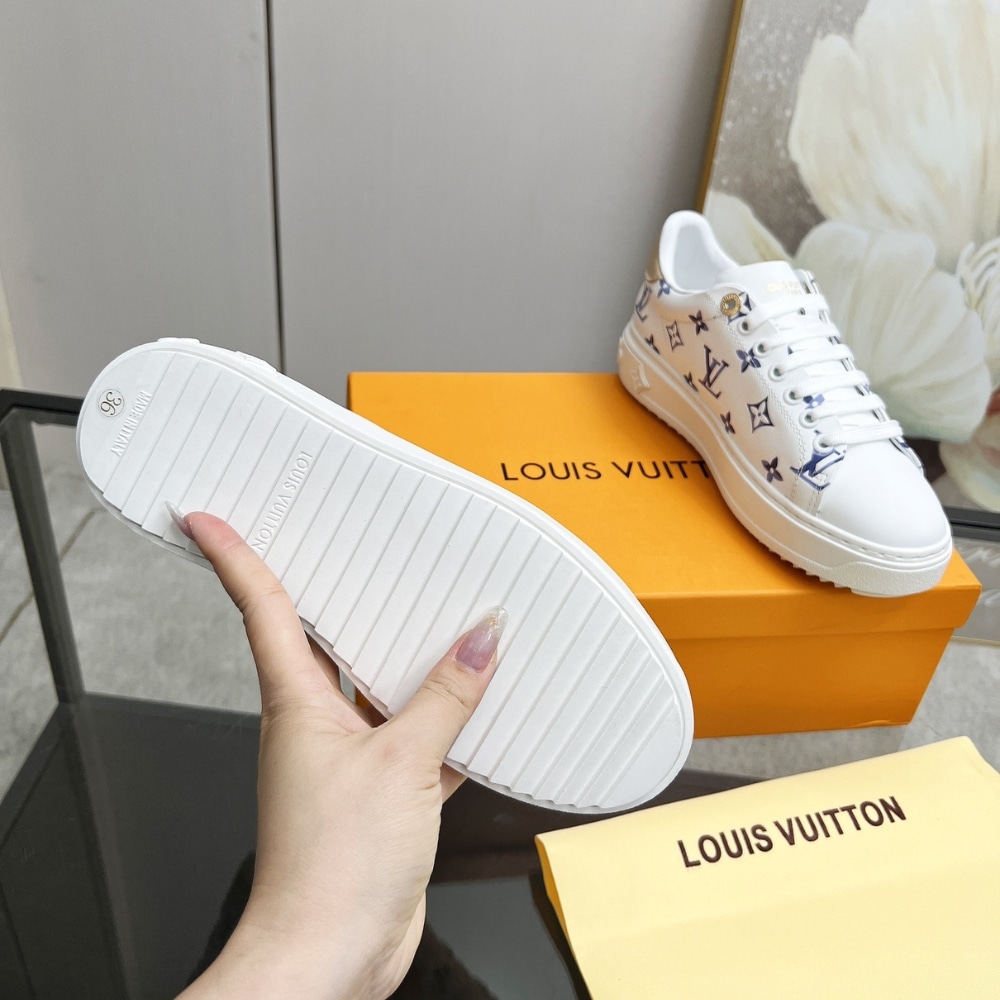 Louis Vuitton Time Out Sneaker Blue 1Ahoof