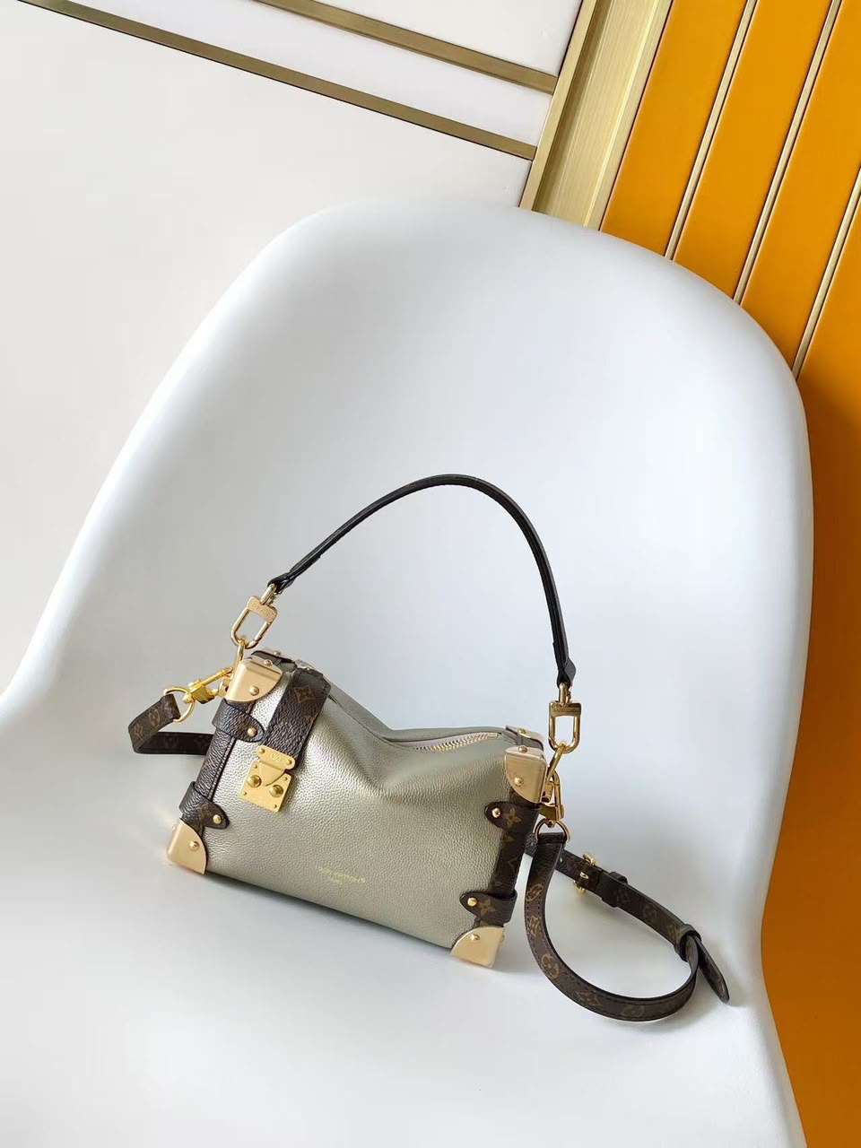 Louis Vuitton Side Trunk PM 20.5cm M2A265